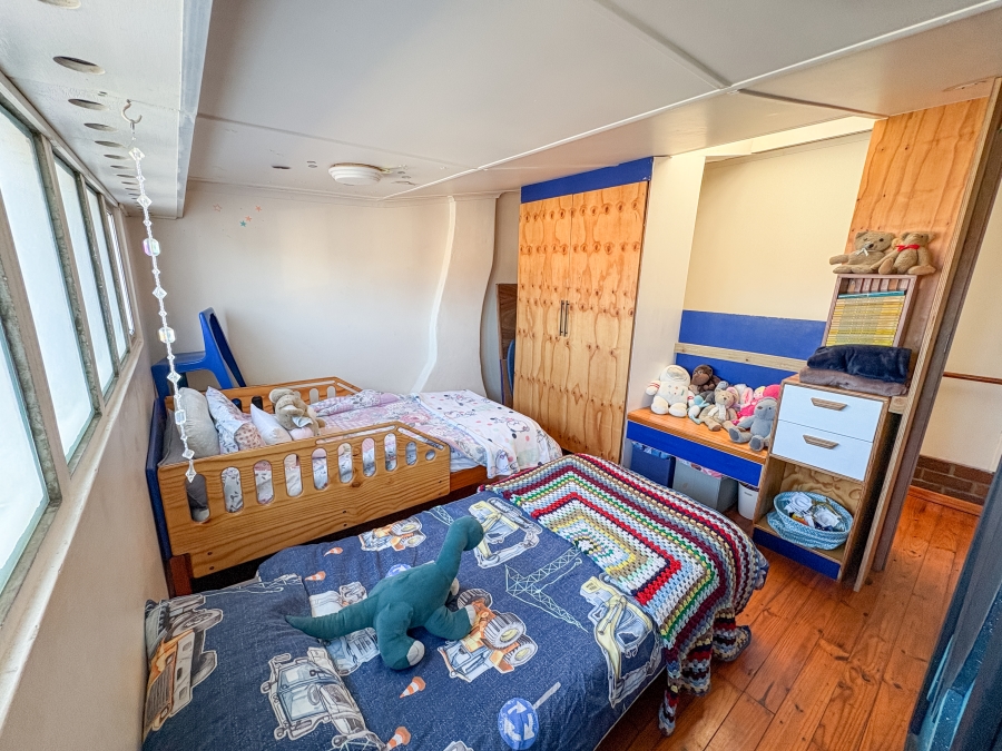 5 Bedroom Property for Sale in Quigney Eastern Cape
